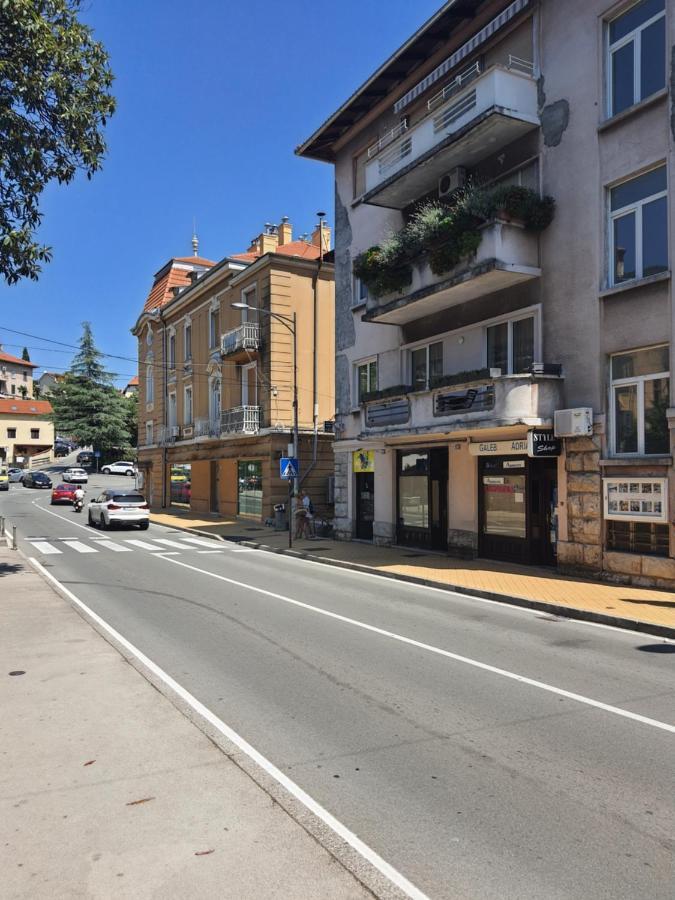 Family Apartment Center Опатия Экстерьер фото