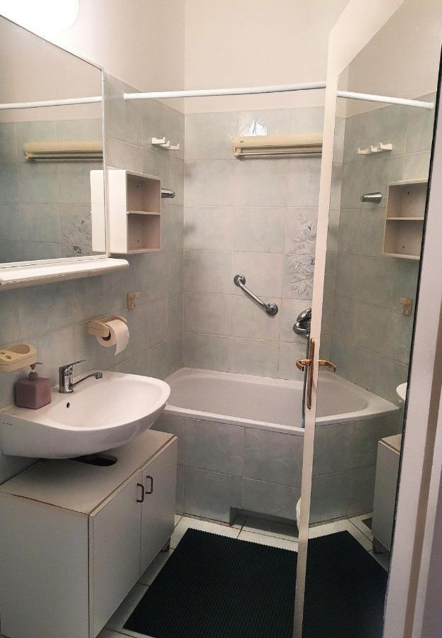 Family Apartment Center Опатия Экстерьер фото